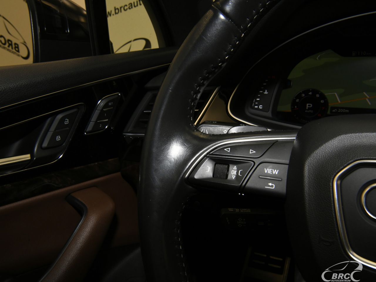 Audi Q7 | 34