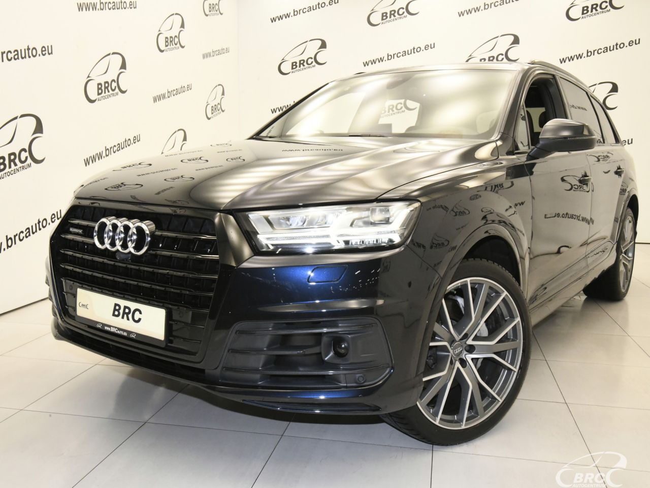 Audi Q7 | 54