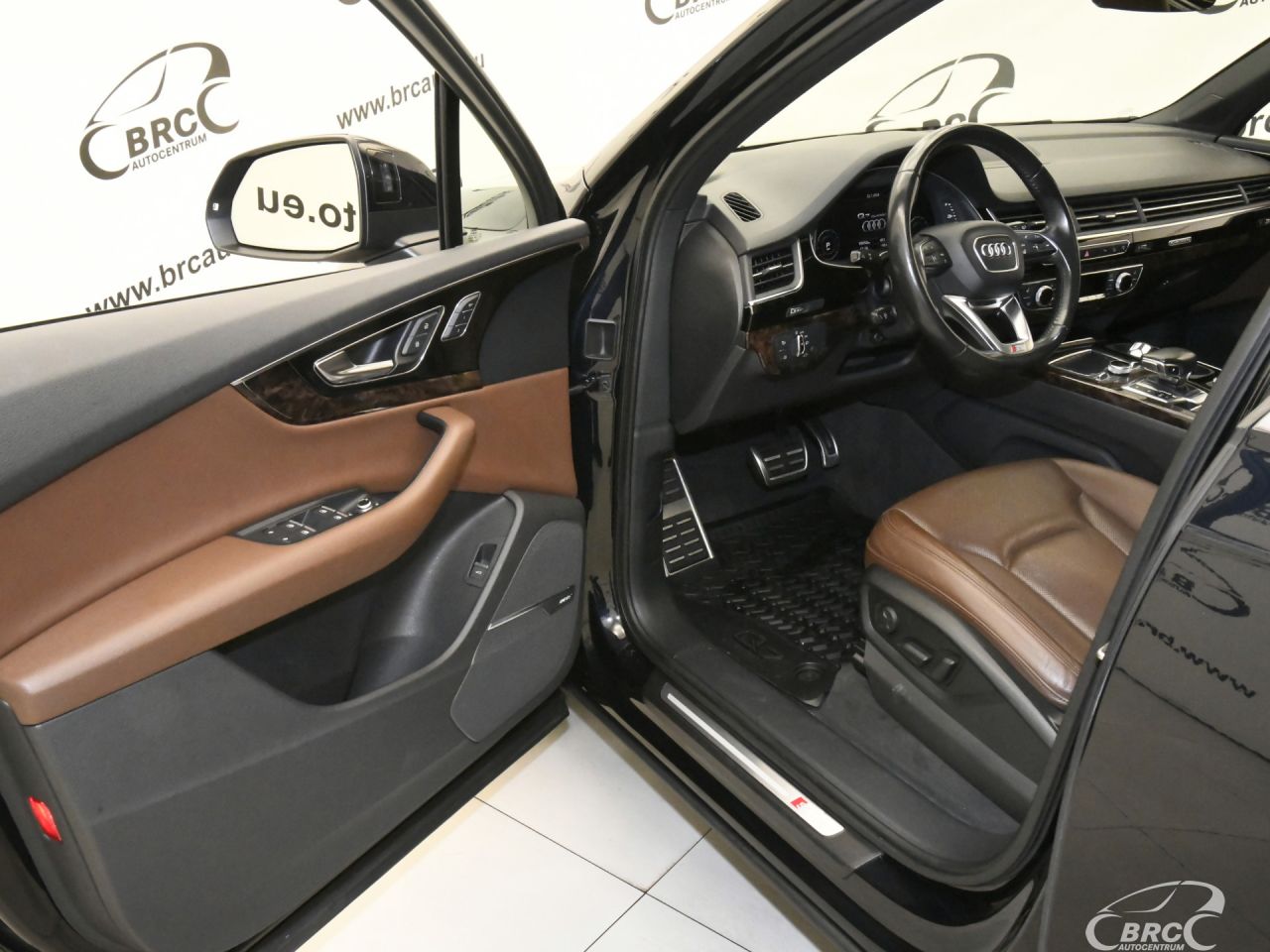 Audi Q7 | 22