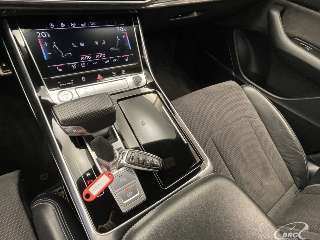 Audi Q8 | 27