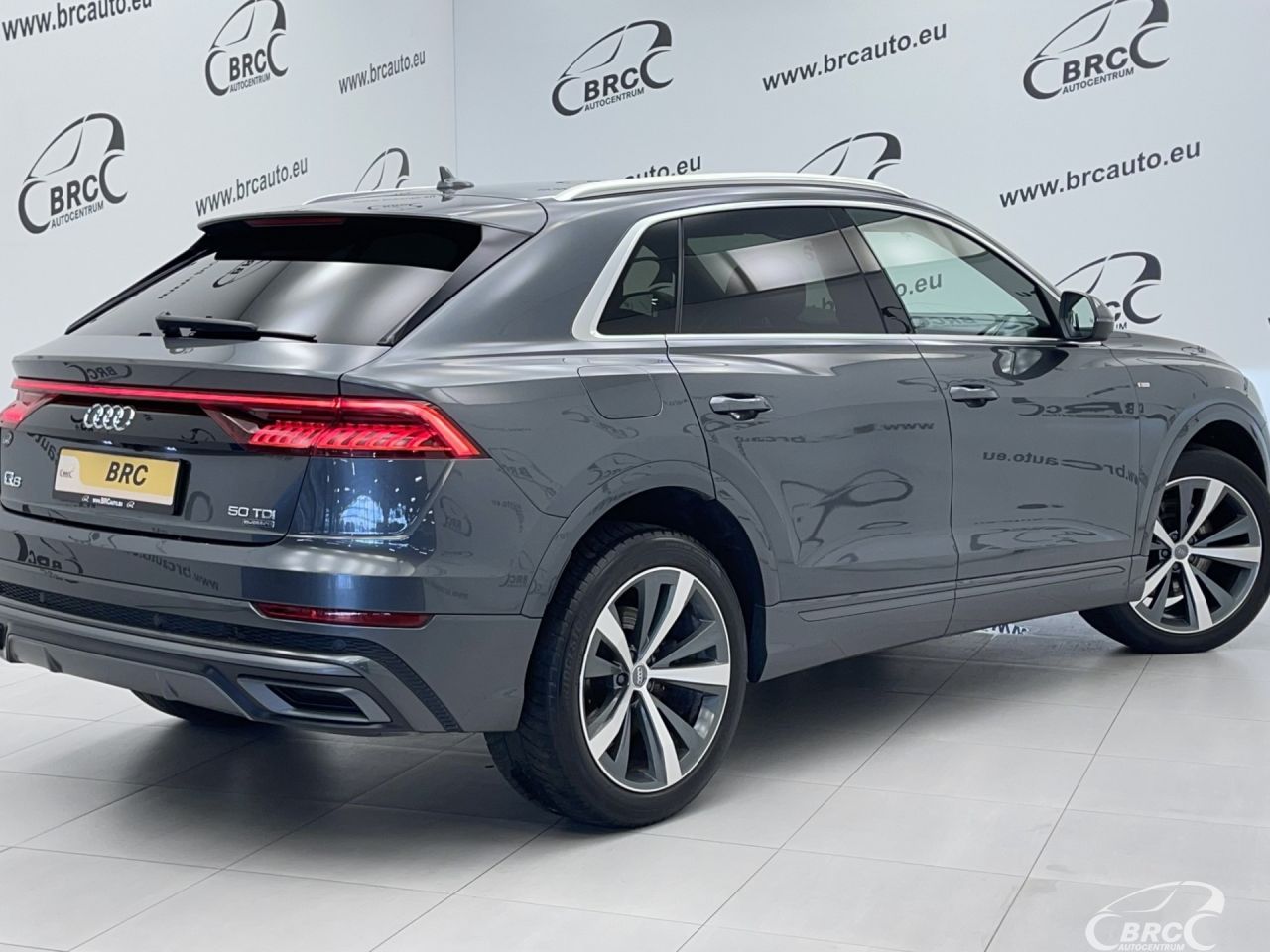 Audi Q8 | 1