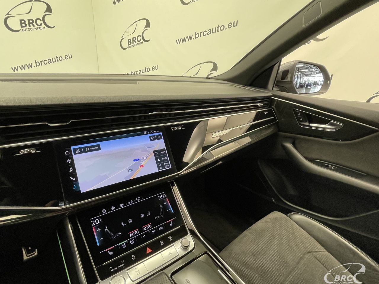Audi Q8 | 28