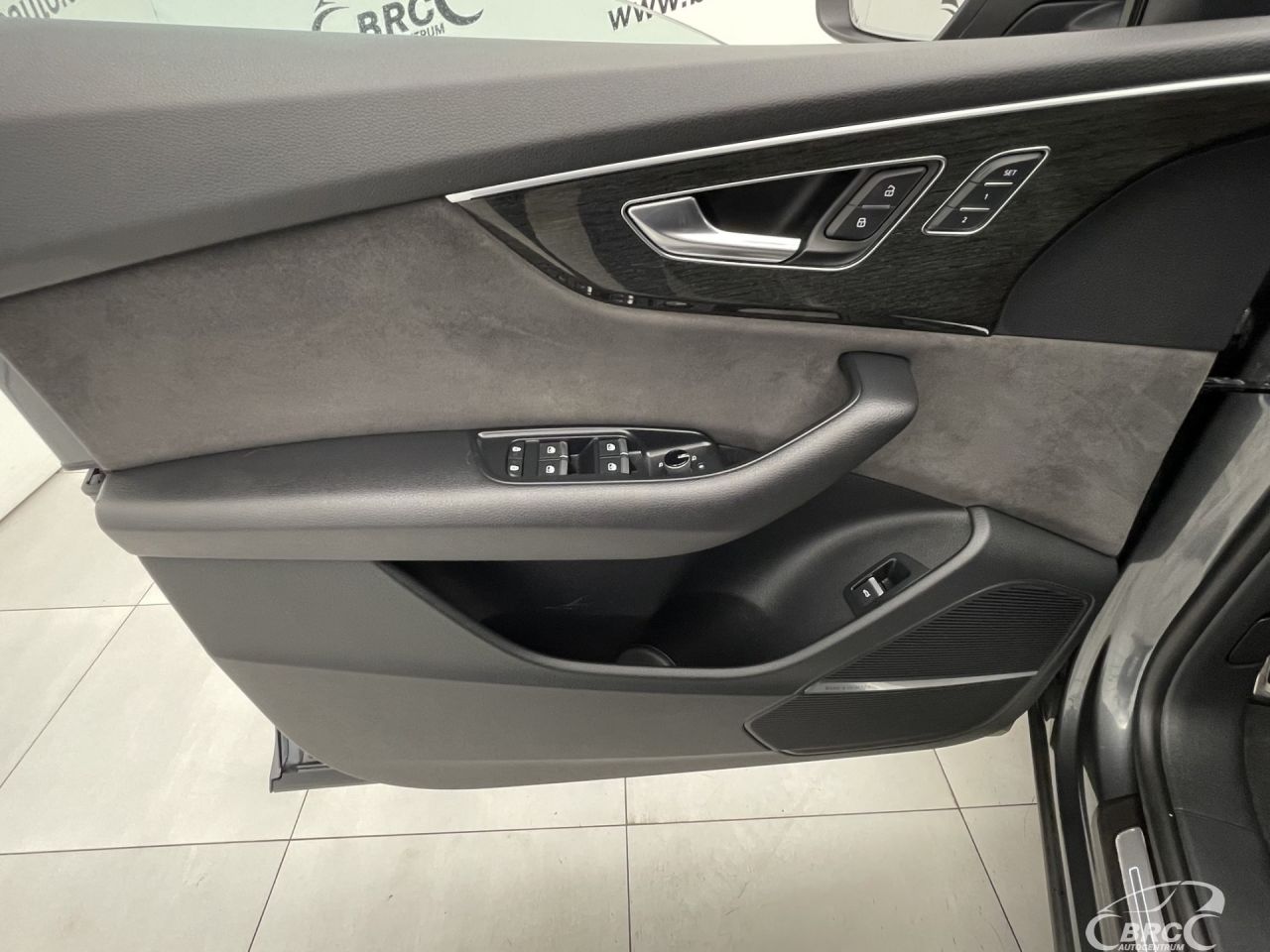 Audi Q8 | 21