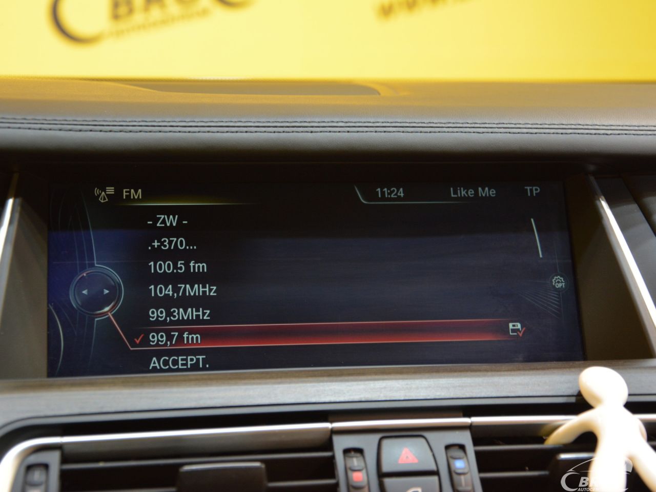 BMW 740 | 31