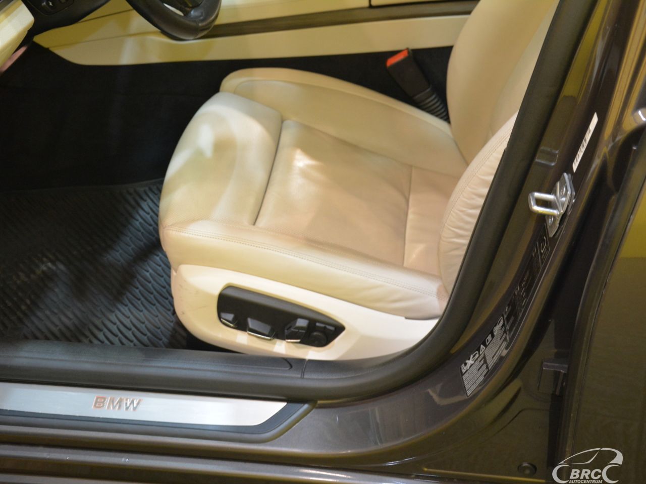 BMW 740 | 18