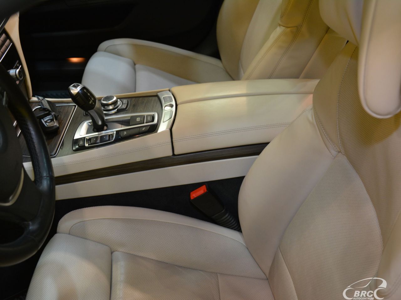 BMW 740 | 20