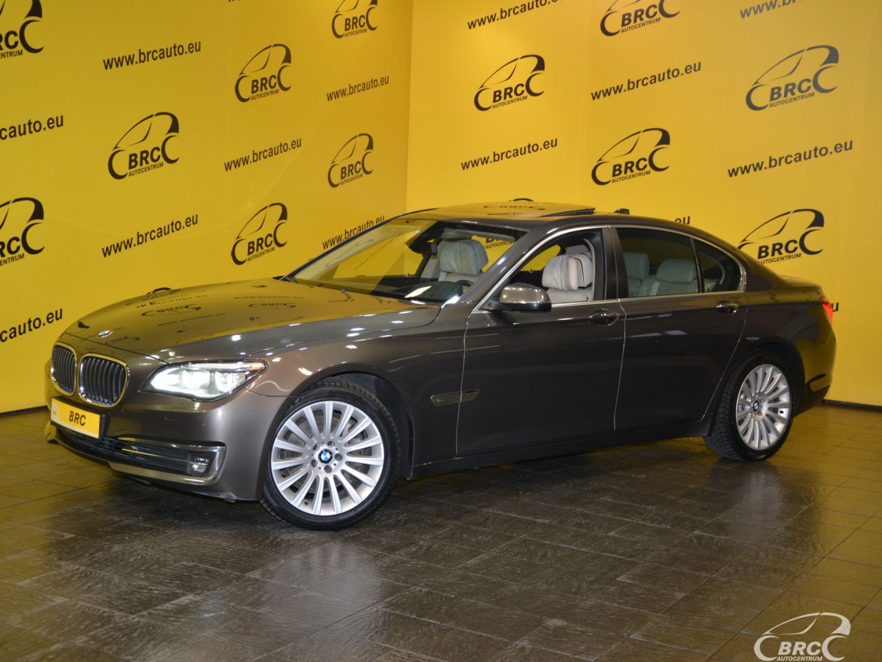 BMW 740