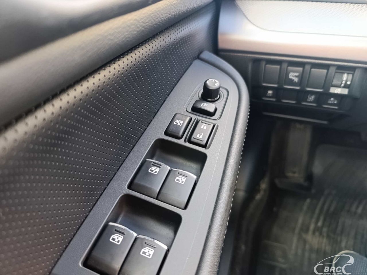 Subaru Outback | 12