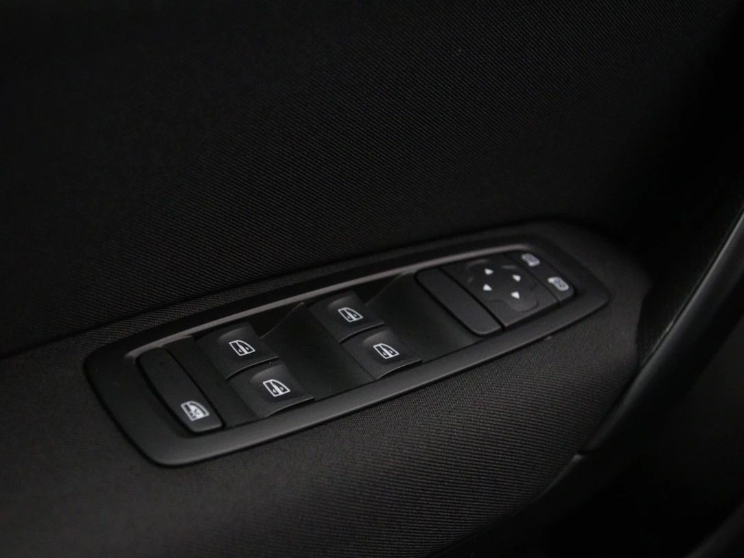 Renault Megane | 24