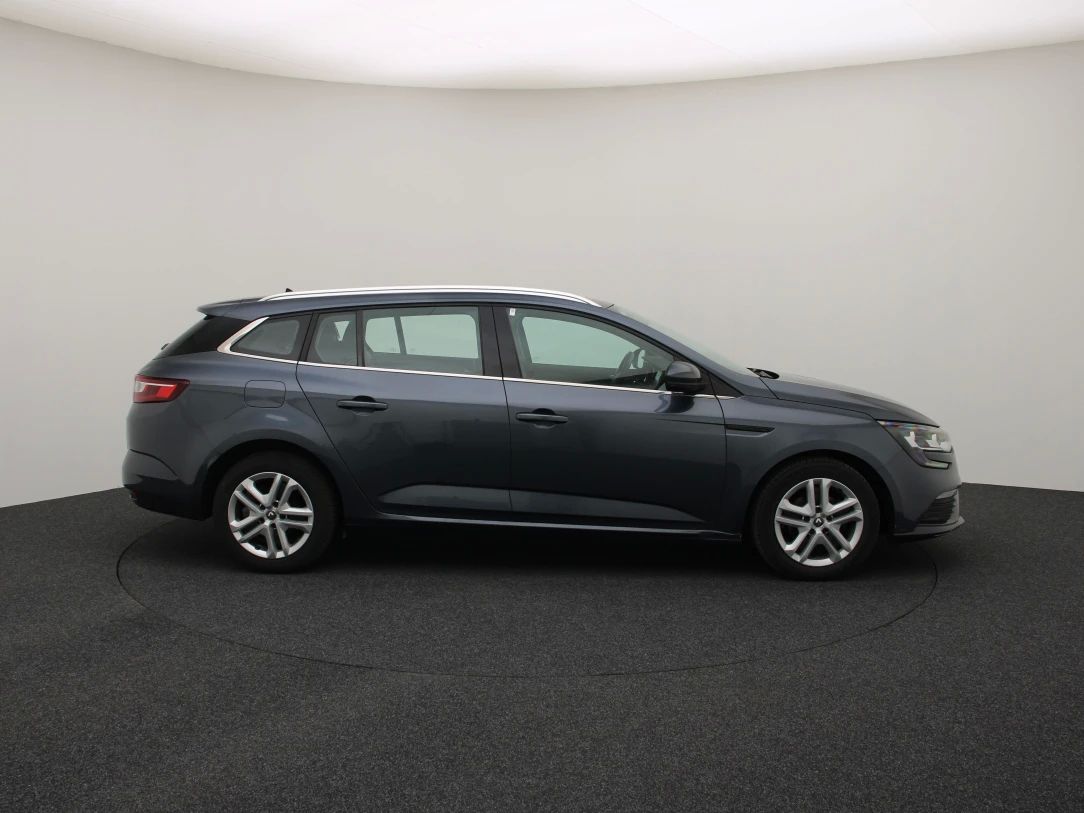 Renault Megane | 8