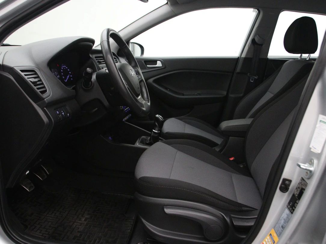 Hyundai i20 | 3