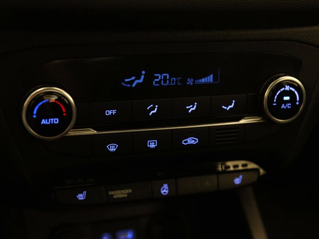 Hyundai i20 | 19