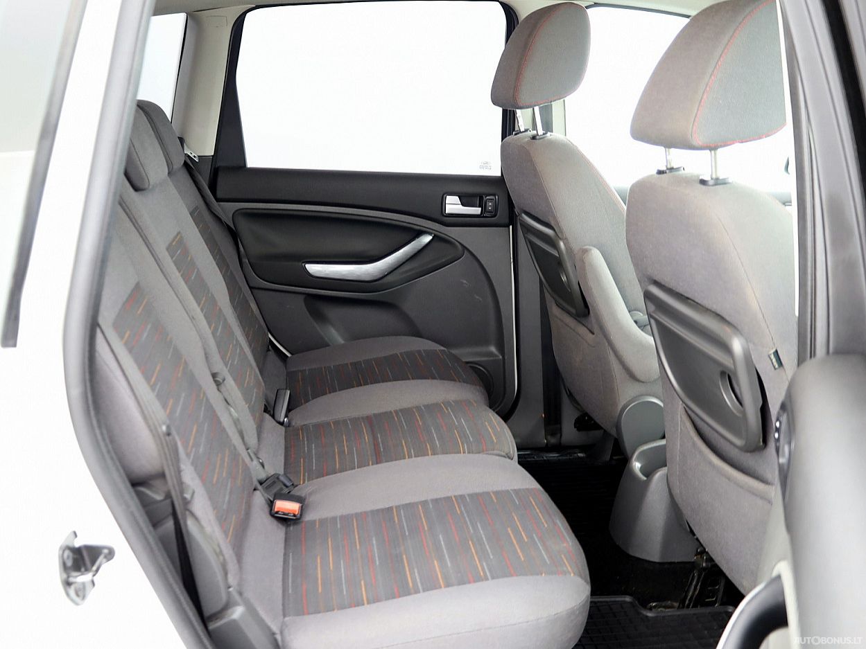 Ford C-MAX | 6