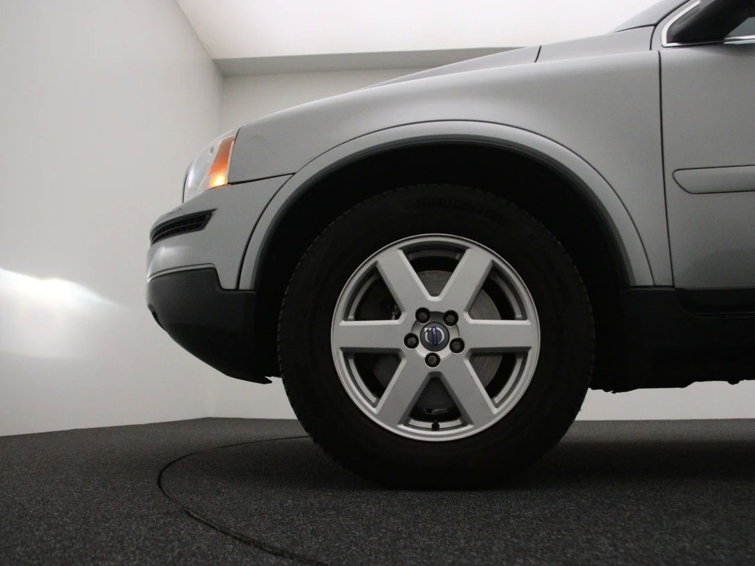 Volvo XC90 | 28