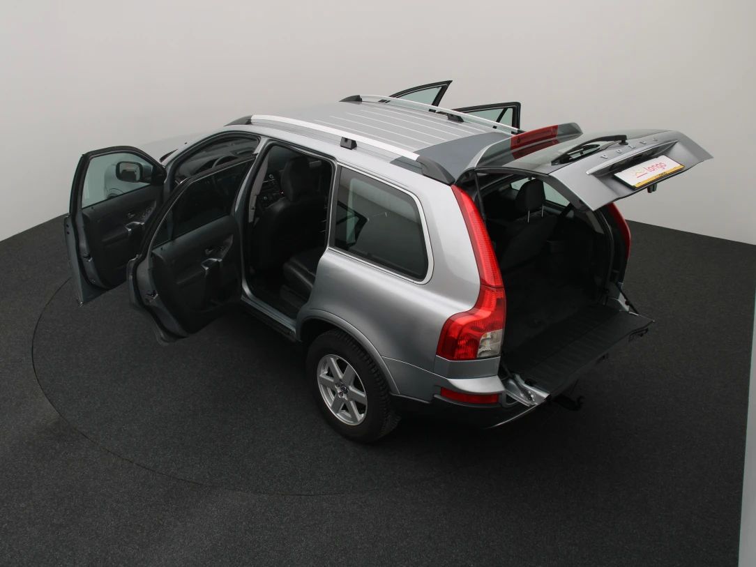 Volvo XC90 | 12