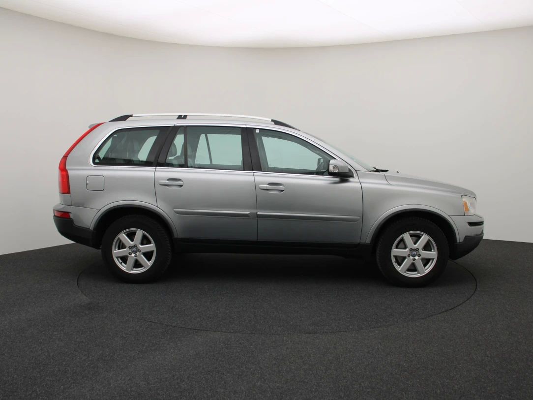 Volvo XC90 | 8