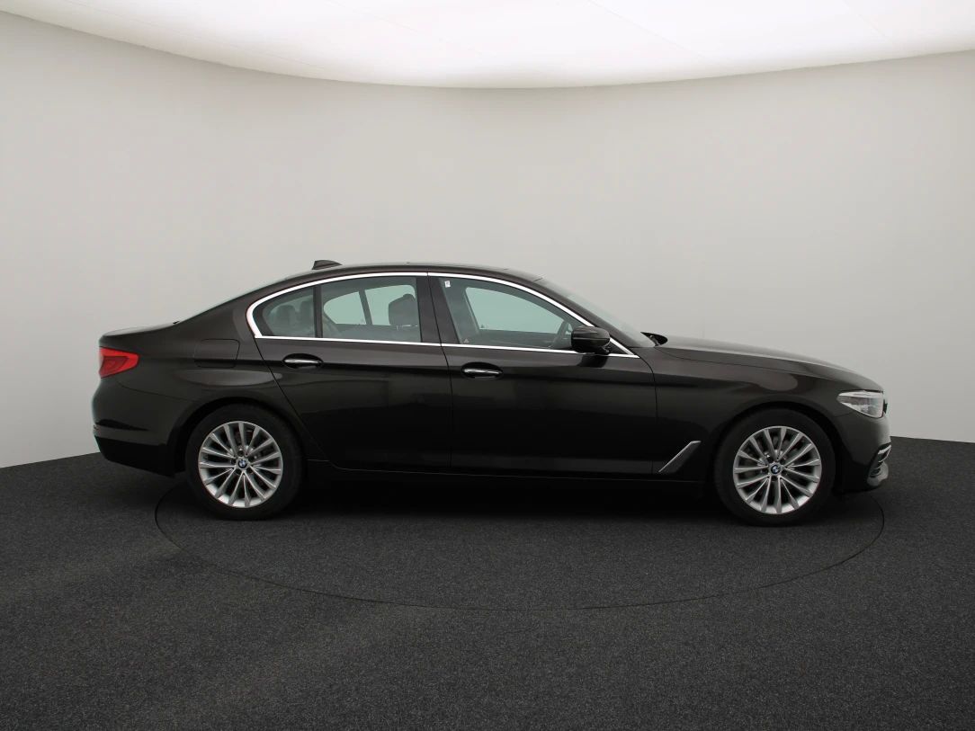 BMW 525 | 8