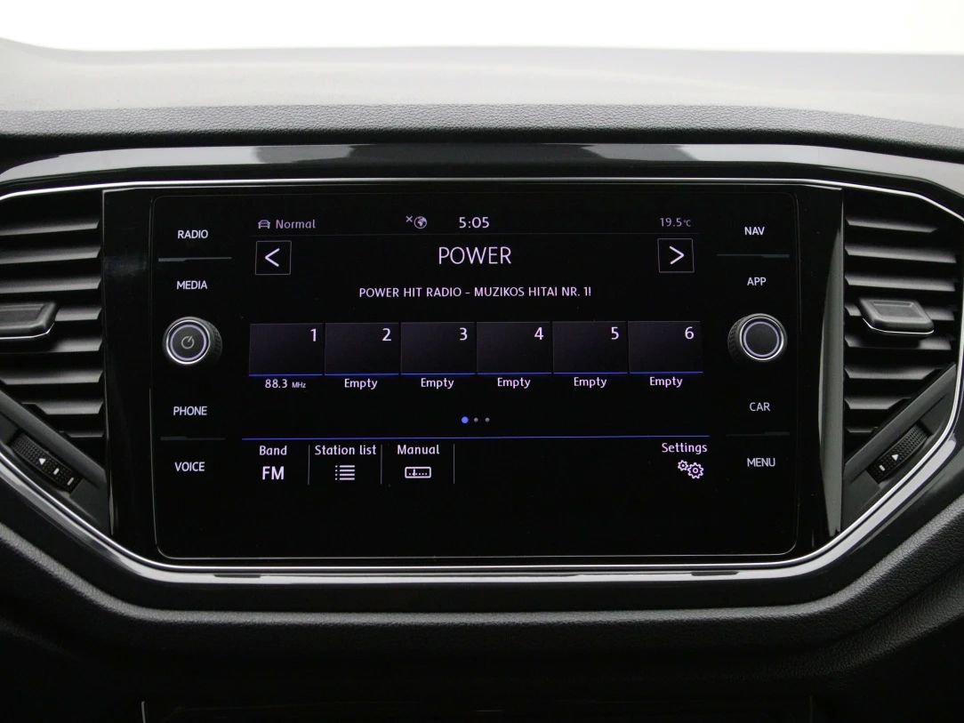 Volkswagen T-Roc | 21