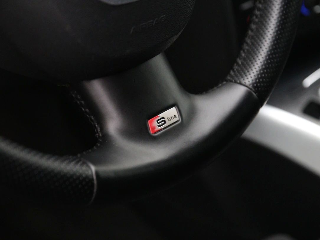 Audi A4 | 32