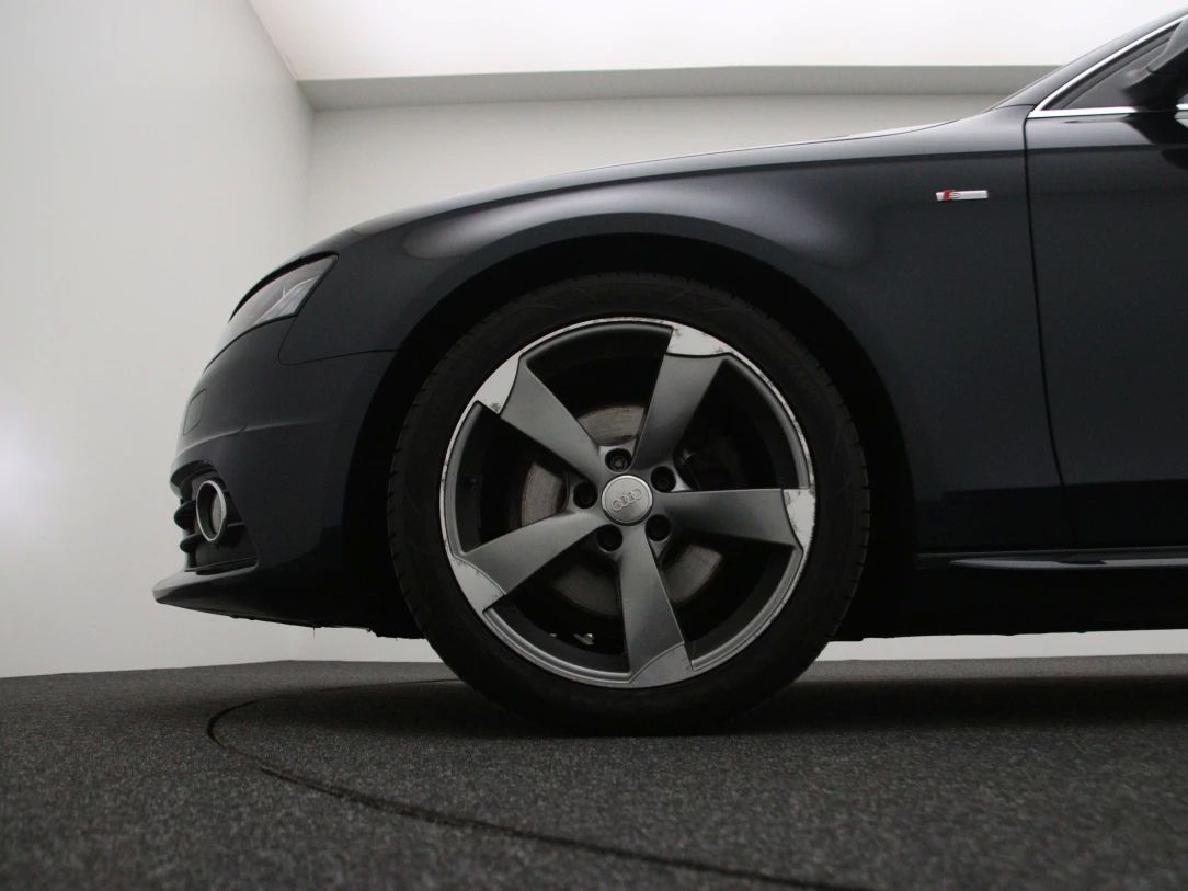 Audi A4 | 26