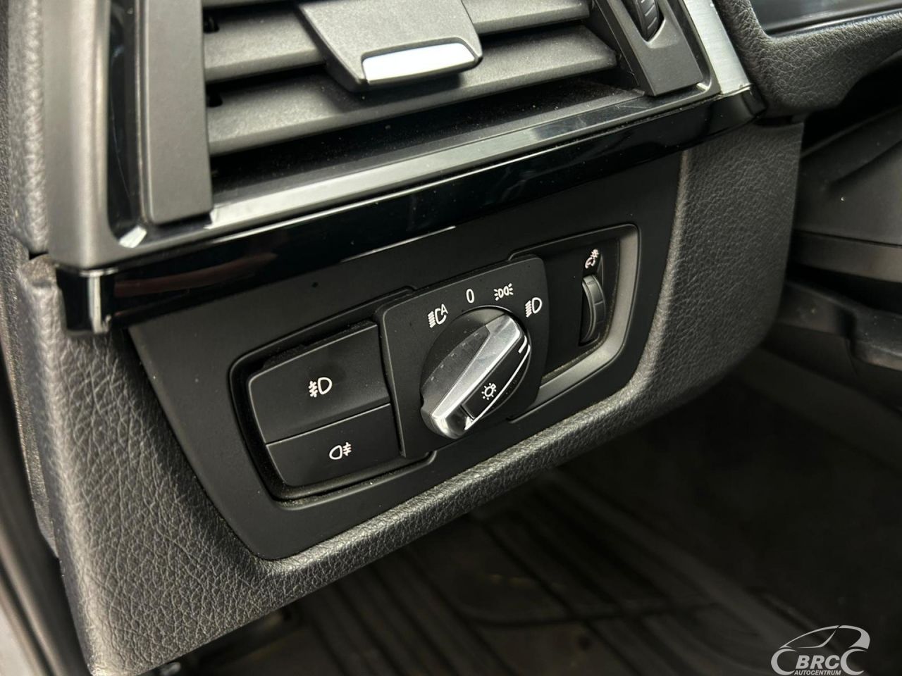 BMW 320 | 16