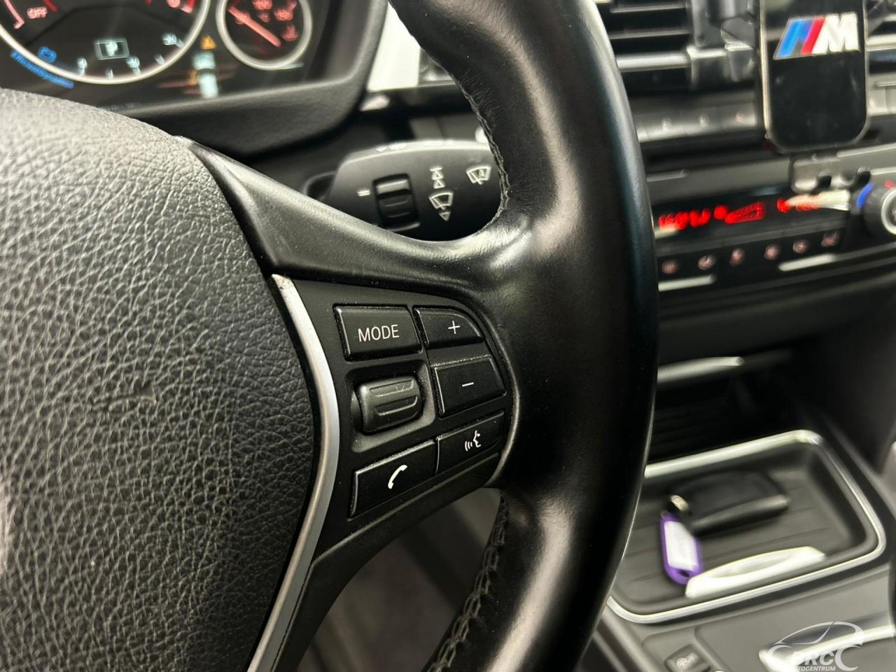 BMW 320 | 14
