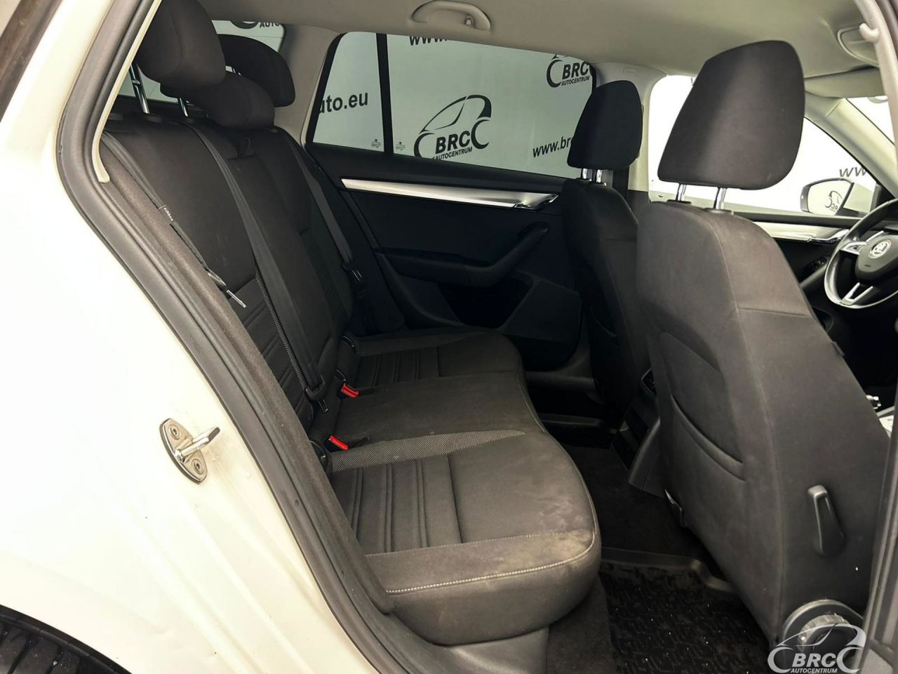 Skoda Octavia | 9