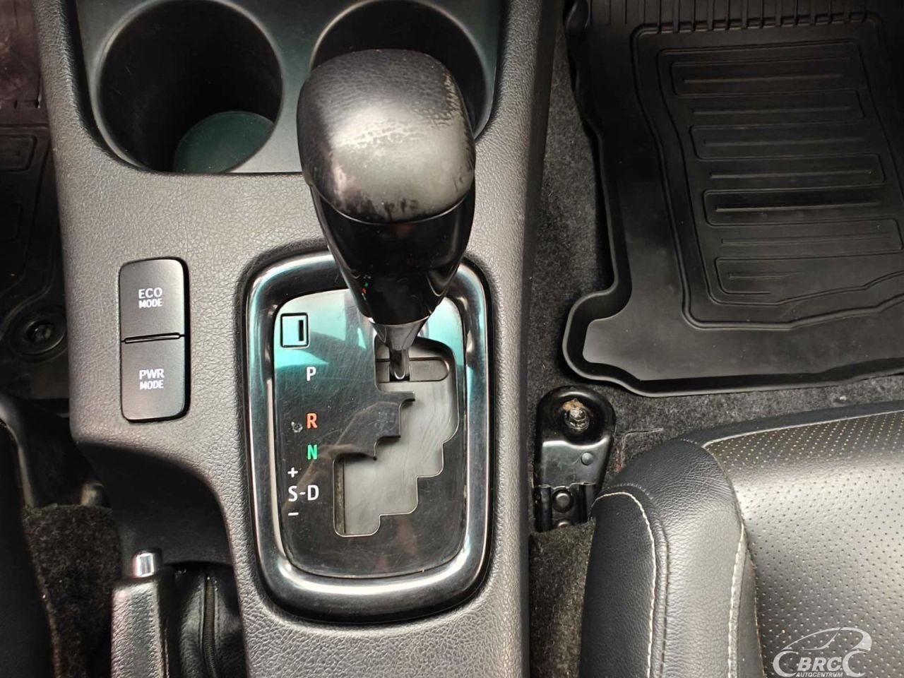 Toyota Hilux | 12