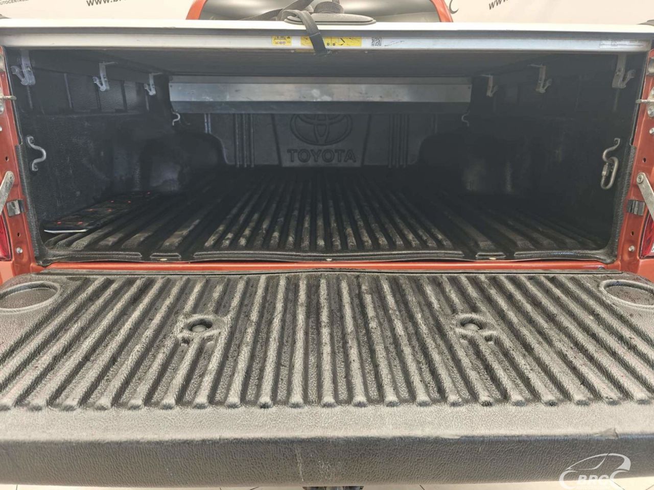 Toyota Hilux | 2