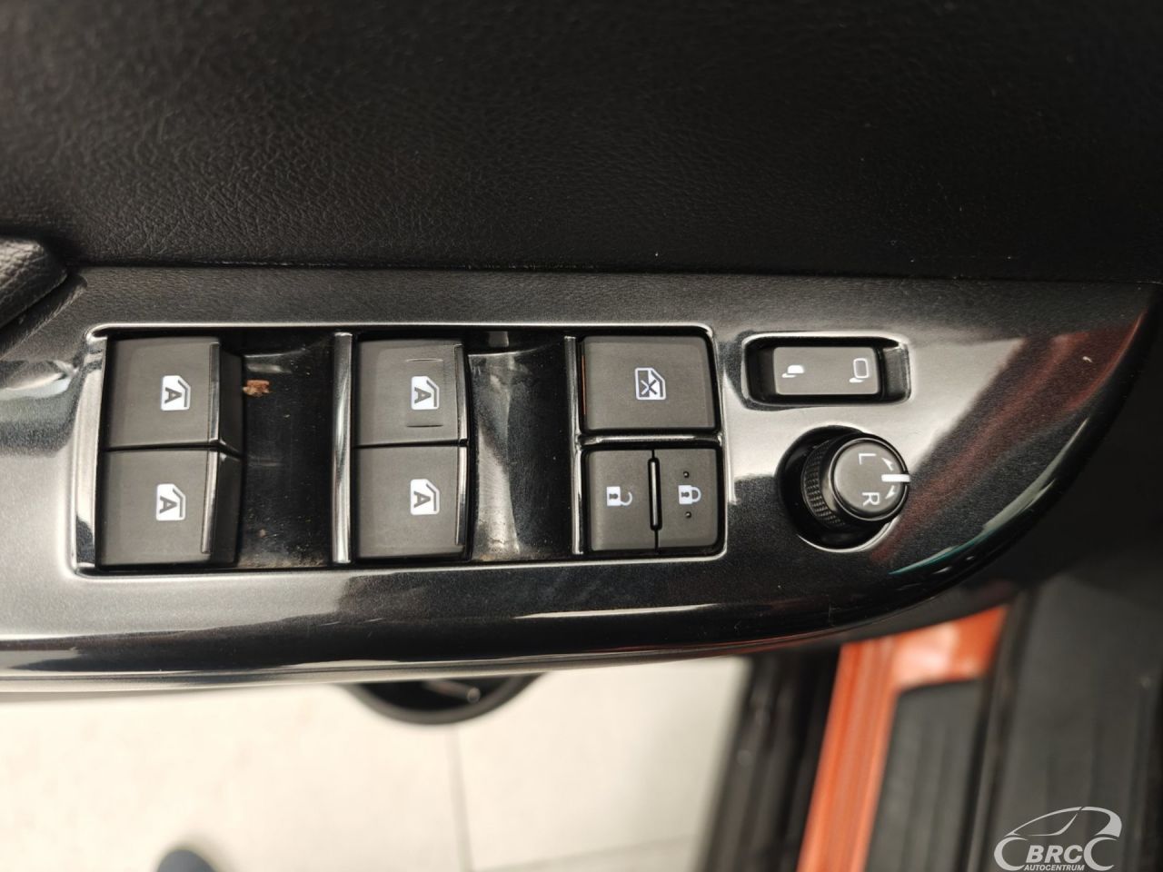 Toyota Hilux | 4