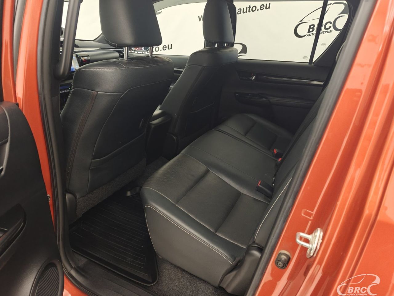 Toyota Hilux | 3