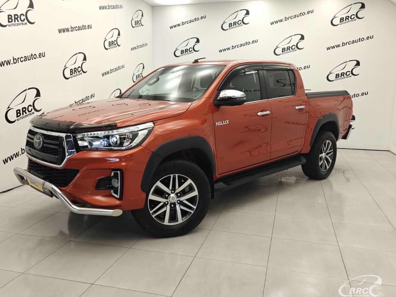 Toyota Hilux, 2.4 l., Внедорожник