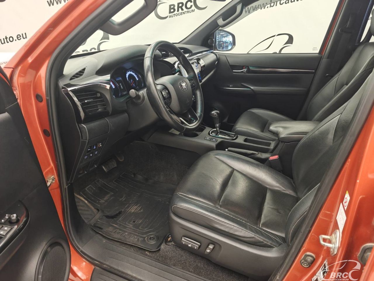 Toyota Hilux | 7