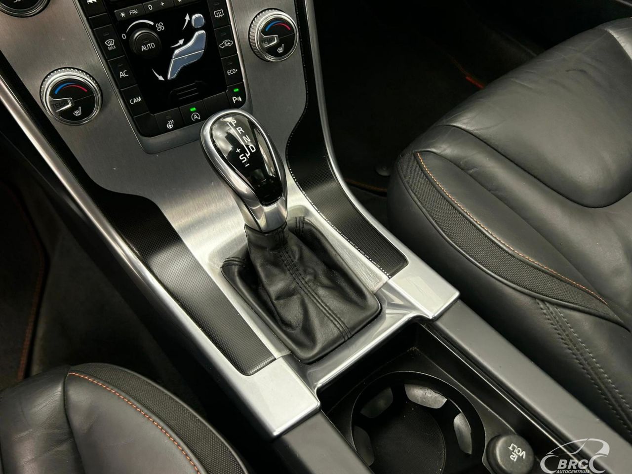 Volvo XC60 | 18