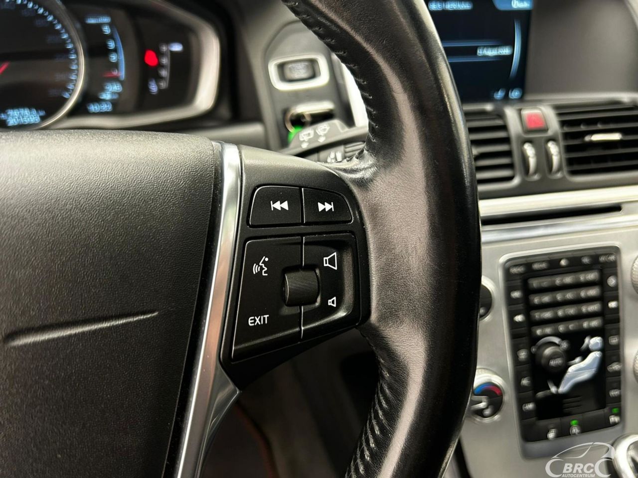Volvo XC60 | 12