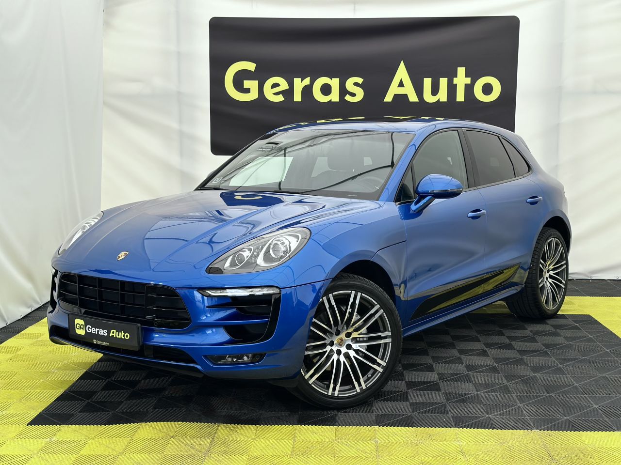 Porsche Macan, visureigis