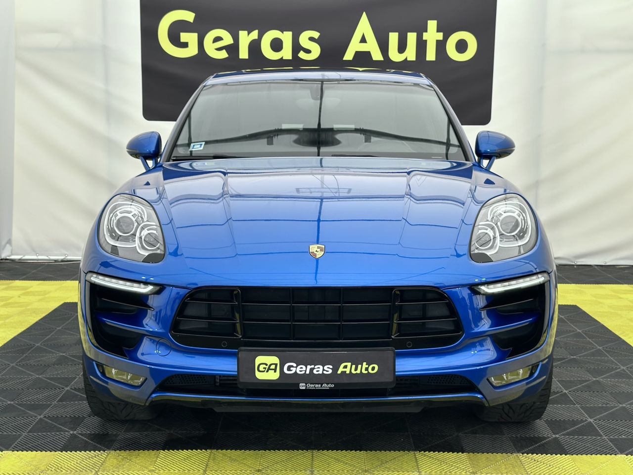 Porsche Macan | 1
