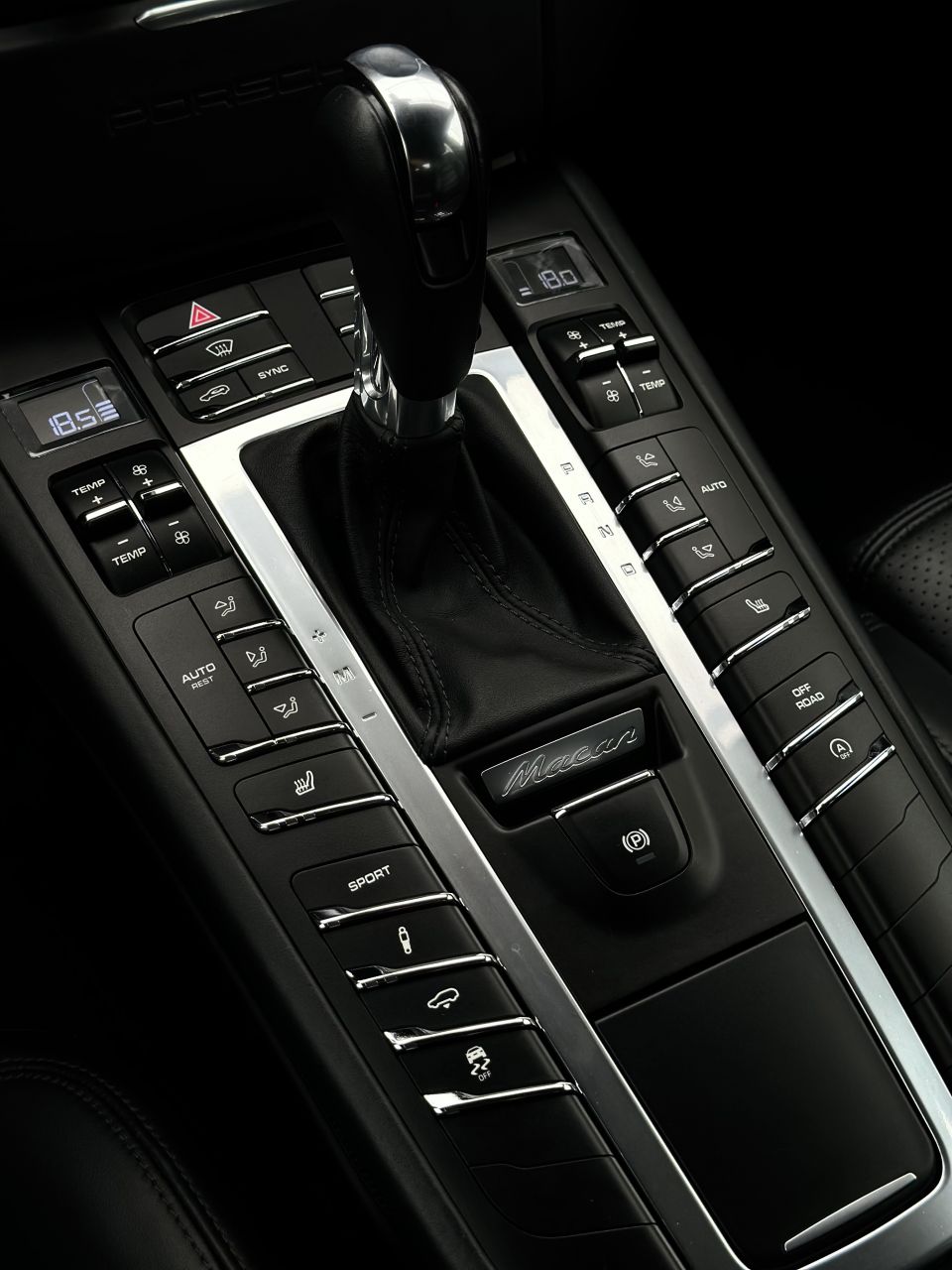 Porsche Macan | 16