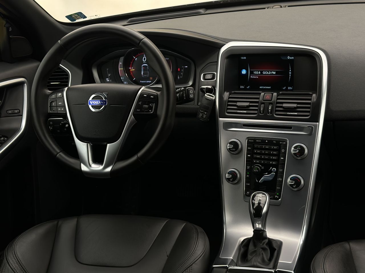 Volvo XC60 | 15