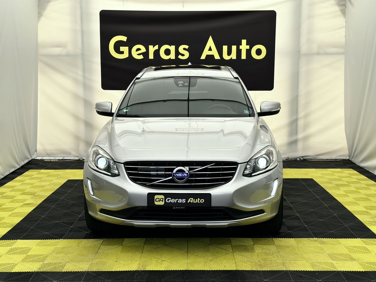 Volvo XC60 | 6