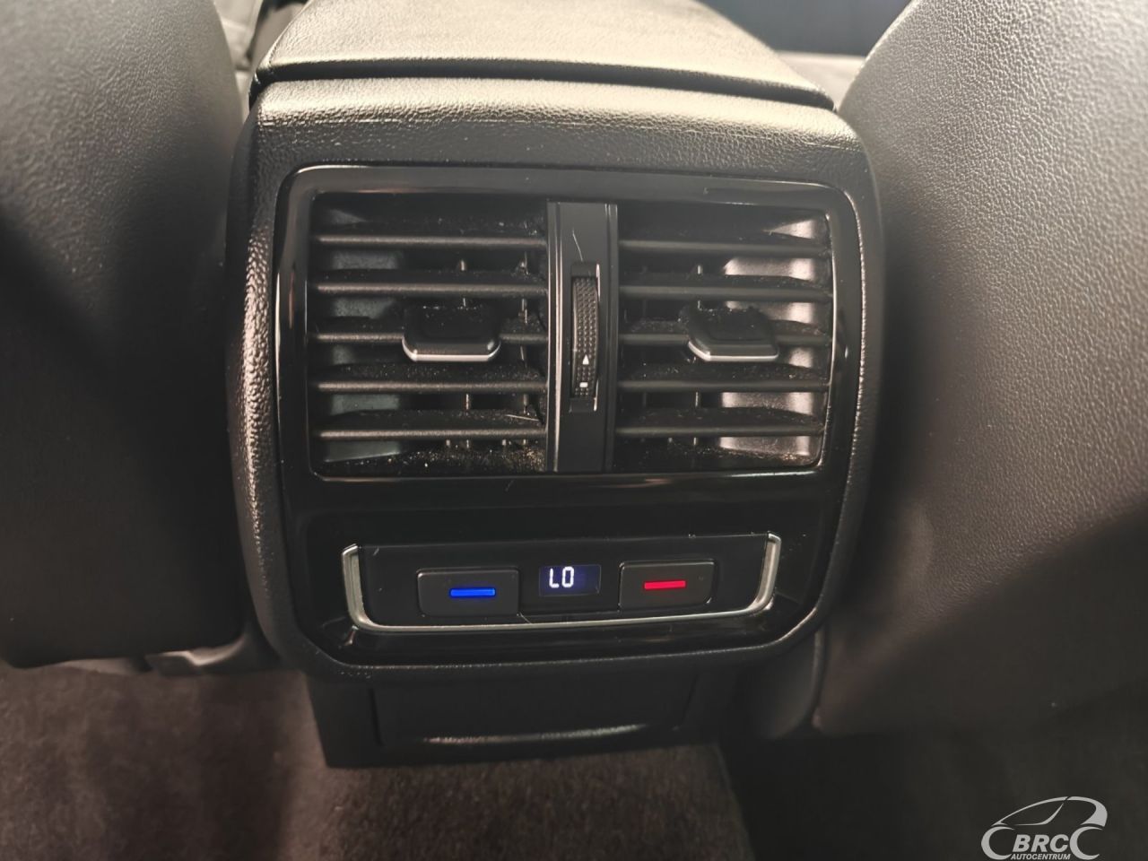 Volkswagen Passat | 9