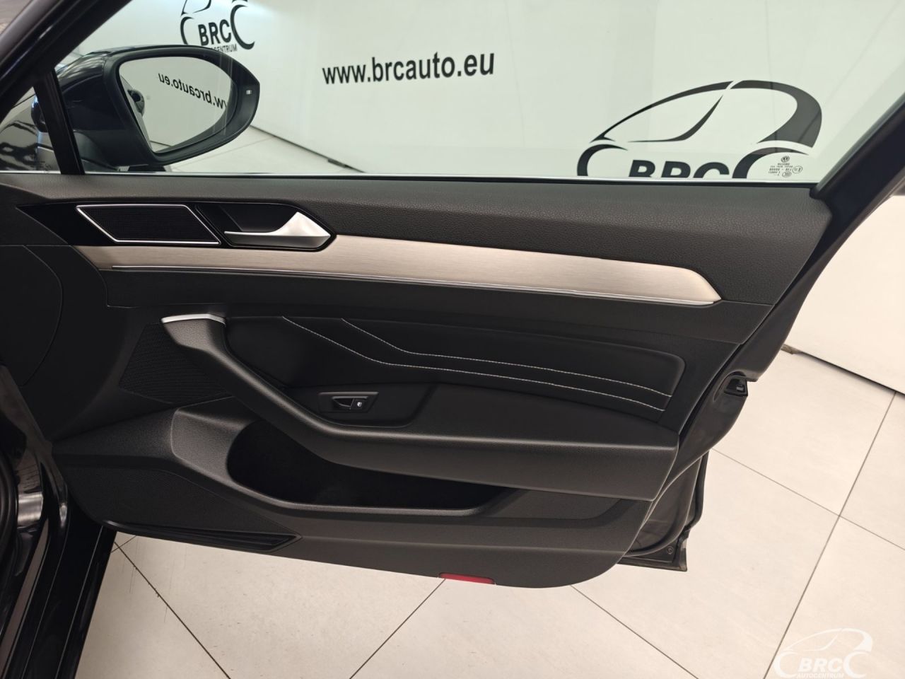Volkswagen Passat | 21