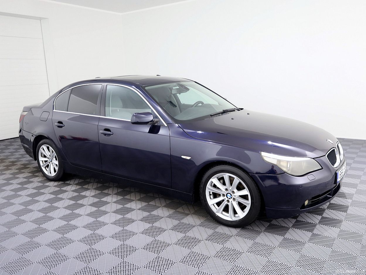 BMW 530