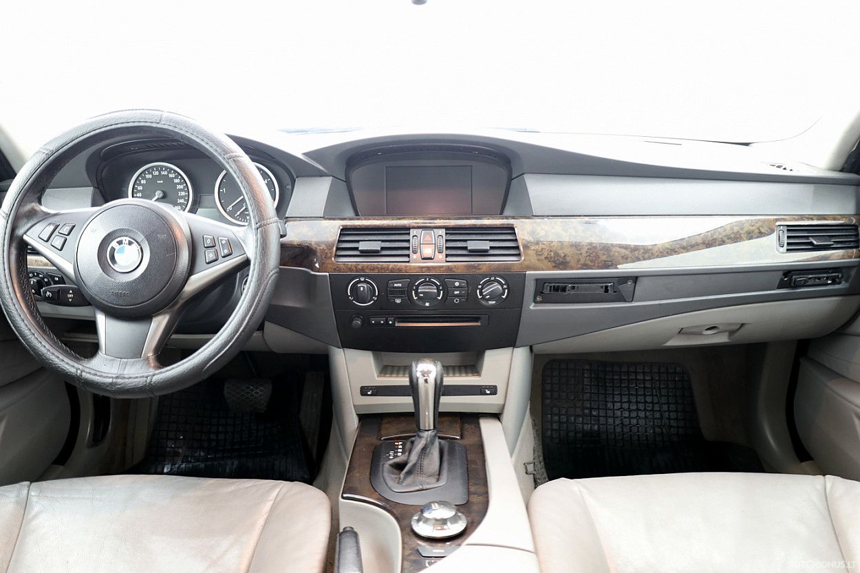 BMW 530 | 4