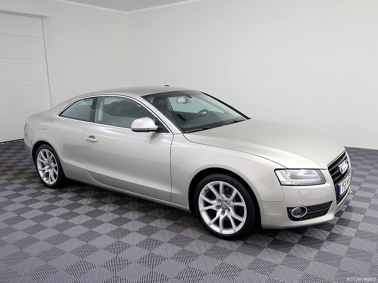 Audi A5, 3.2 l., kupė
