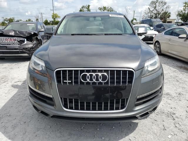 Audi Q7 | 3