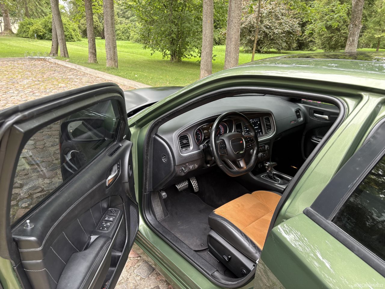 Dodge Charger | 16