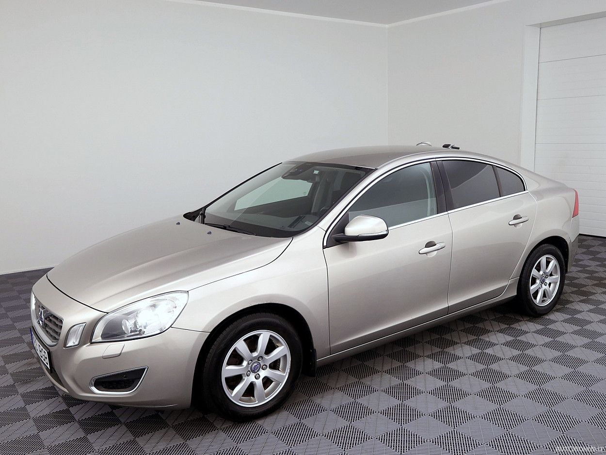 Volvo S60 | 1