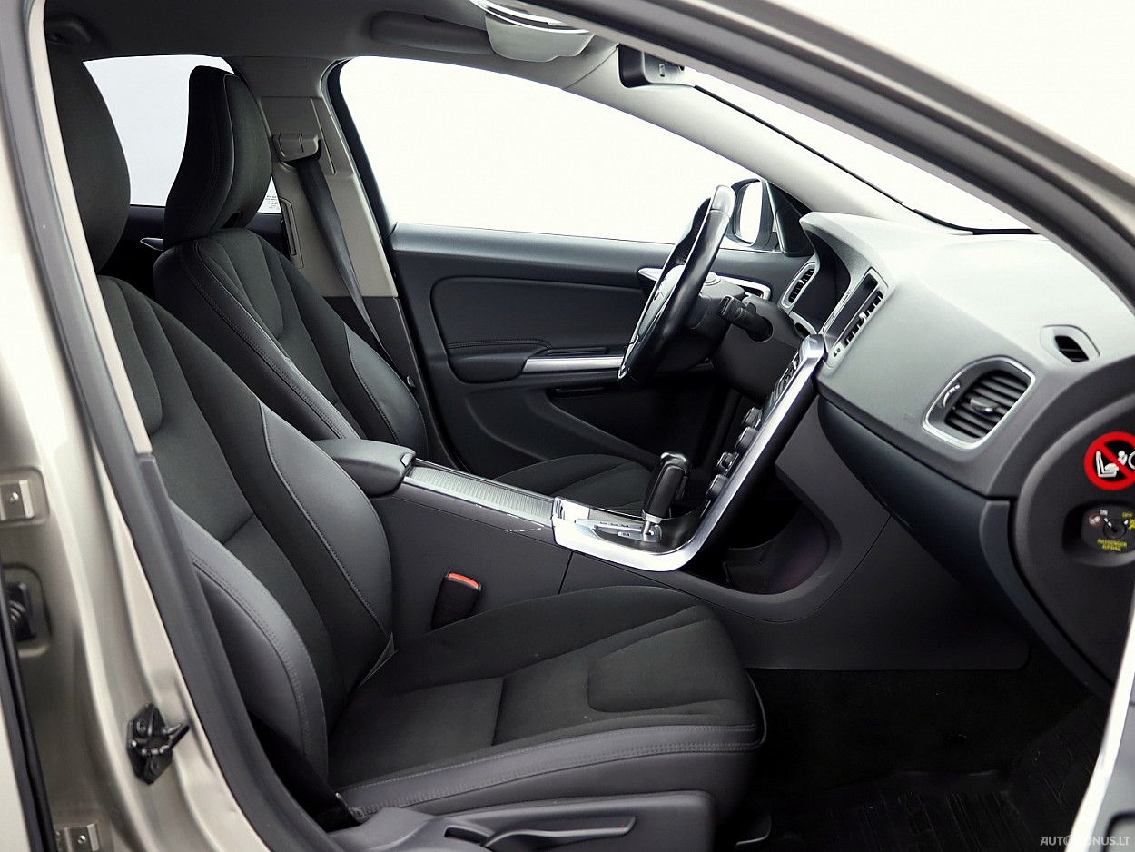 Volvo S60 | 5