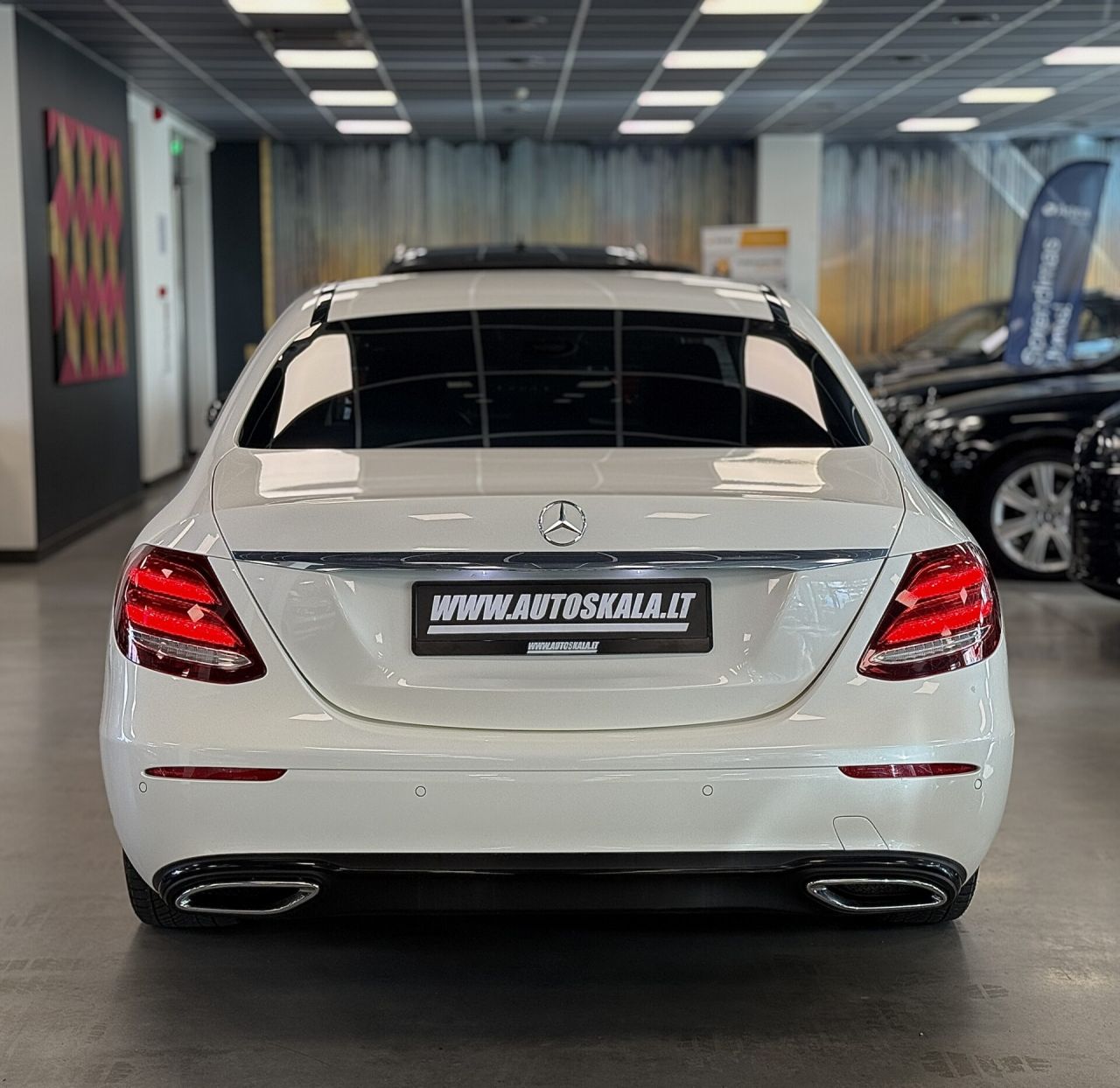 Mercedes-Benz E400 | 2